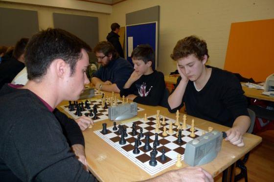 Johann wird Vierter mit 8 aus 11 und Berliner Meister (U16) bei der Berliner Jugend-Blitz-Einzelmeisterschaft 2013.