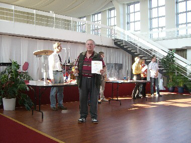 The champion in the senior section FM Gerhard Lüders (BSC Rehberge 1945) with 5 points