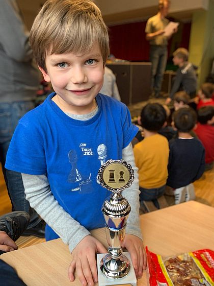 22. Februar 2020: Arthur gewinnt mit 5 aus 5 das Kinderfrühlingsturnier 2020 (U8).