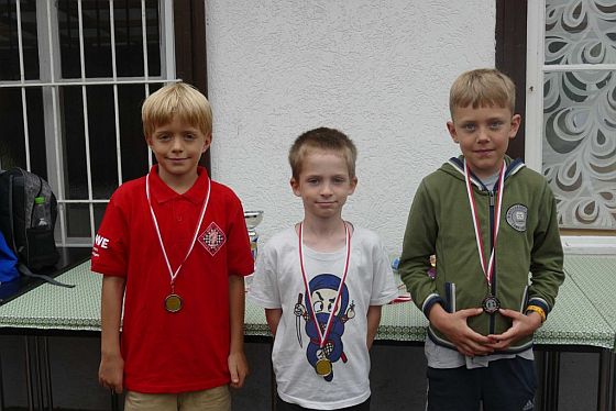 Johann wird Dritter mit 3 aus 7 bei der Berliner Jugend-Schnellschach-Einzelmeisterschaft 2019 (BJSEM) in der Altersklasse U8.