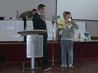 Daniel wird 119. mit 3½ aus 7 und gewinnt den Chemie-Preis beim Unicorn Open 2008.